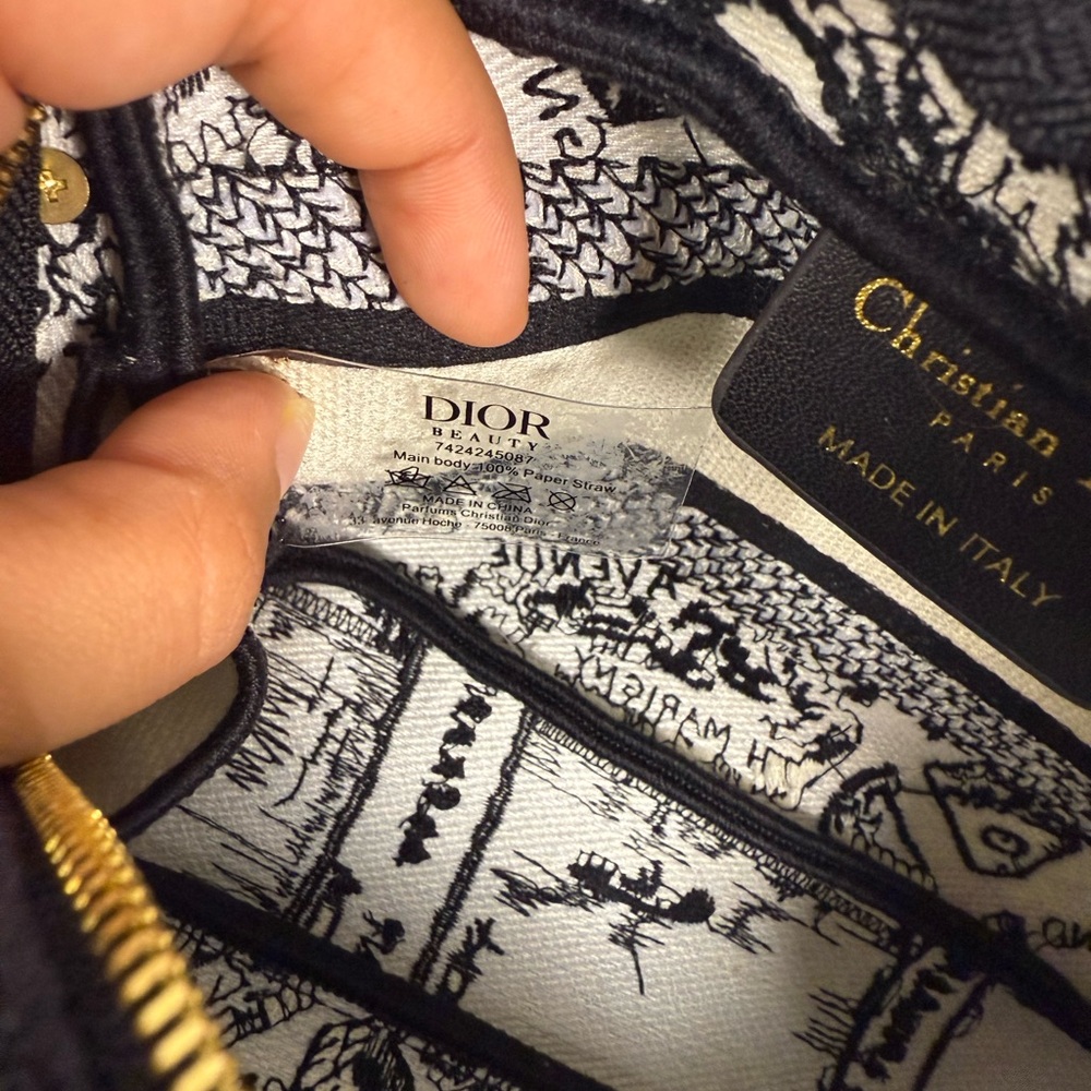 Dior Black & Cream Christian Dior Toile Cosmetic Crossbody Bag - Picture 6 of 6